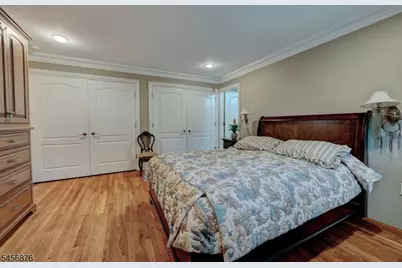 45 Mullarkey Dr, West Orange Township, NJ 07052 - Photo 19