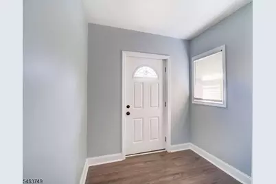 37 Philip Pl, Irvington, NJ 07111 - Photo 9