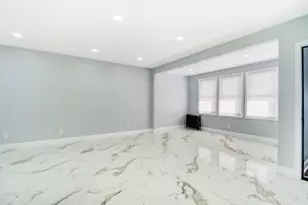 37 Philip Pl, Irvington, NJ 07111 - Photo 3