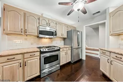 2 Parkside Ter #2A, Woodland Park, NJ 07424 - Photo 5