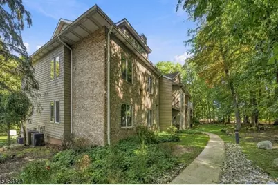 2 Parkside Ter #2A, Woodland Park, NJ 07424 - Photo 1