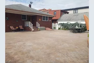 111 W Munsell Ave, Linden, NJ 07036 - Photo 5