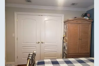 111 W Munsell Ave, Linden, NJ 07036 - Photo 21
