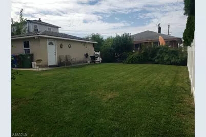 111 W Munsell Ave, Linden, NJ 07036 - Photo 9