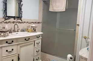 111 W Munsell Ave, Linden, NJ 07036 - Photo 37