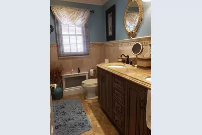 111 W Munsell Ave, Linden, NJ 07036 - Photo 15