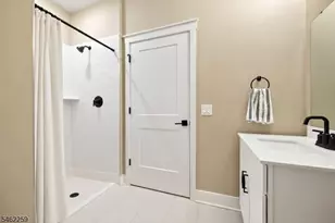 161 Jasmine Dr, Warren Township, NJ 07059 - Photo 25