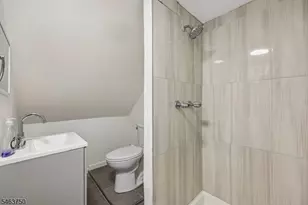 21 E 5th St, Clifton, NJ 07011 - Photo 27