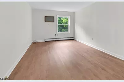 65 Montgomery, Irvington, NJ 07111 - Photo 9