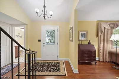33 Celtic Way, Parsippany, NJ 07054 - Photo 5