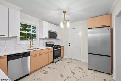 825 Bishop St, Union Township, NJ 07083 - Photo 19