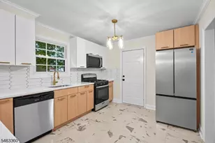 825 Bishop St, Union Township, NJ 07083 - Photo 19