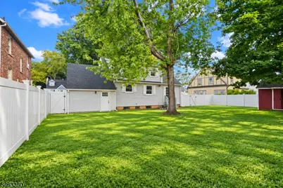 825 Bishop St, Union Township, NJ 07083 - Photo 5