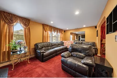 142 Knapp Ave, Clifton, NJ 07011 - Photo 11