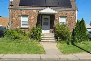 823 Mack Pl, Linden, NJ 07036 - Photo 1