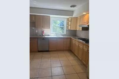 12 Gordon Ct, Bloomfield, NJ 07003 - Photo 11