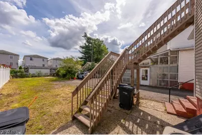 565 Madison Ave, Elizabeth, NJ 07201 - Photo 23