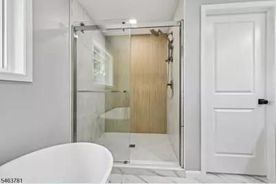8 Chamberlain Ln, Mount Olive, NJ 07828 - Photo 29