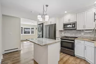 36 Everett Dr, Randolph Township, NJ 07869 - Photo 13