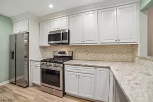 171 Terrace Dr, Chatham Township, NJ 07928 - Photo 5