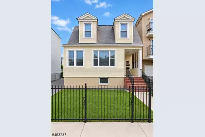 146 Leslie St, Newark, NJ 07112 - Photo 1