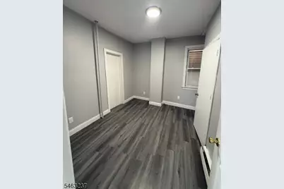 146 Leslie St, Newark, NJ 07112 - Photo 11