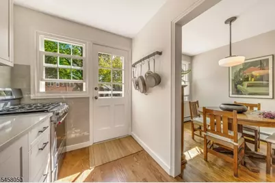 154 Boyden Ave #B, Maplewood, NJ 07040 - Photo 7