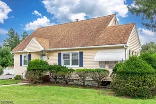 74 Pine St, Verona, NJ 07044 - Photo 3