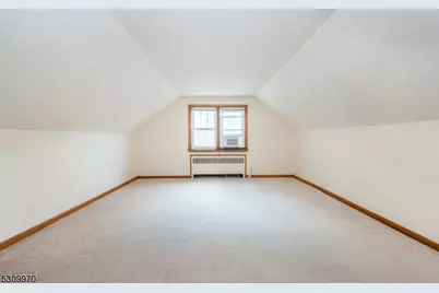 74 Pine St, Verona, NJ 07044 - Photo 7