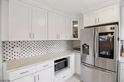 82 Eaton Pl, Bloomfield, NJ 07003 - Photo 13