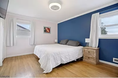 82 Eaton Pl, Bloomfield, NJ 07003 - Photo 17