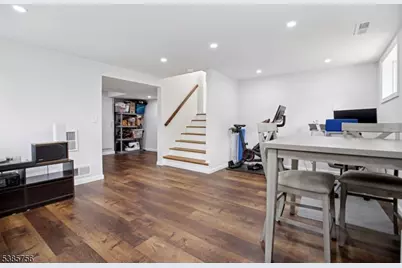 82 Eaton Pl, Bloomfield, NJ 07003 - Photo 21
