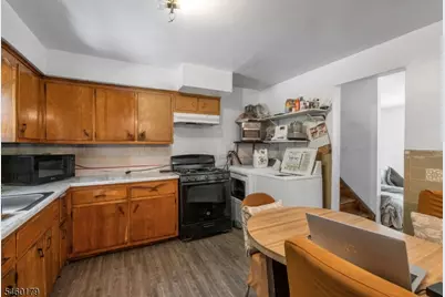 310 Main St, South Hackensack Township, NJ 07606 - Photo 23