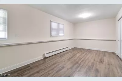 310 Main St, South Hackensack Township, NJ 07606 - Photo 9