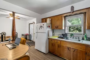 310 Main St, South Hackensack Township, NJ 07606 - Photo 25