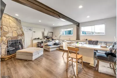 310 Main St, South Hackensack Township, NJ 07606 - Photo 3
