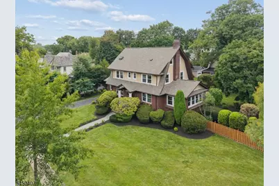 578 Ridgewood Ave, Glen Ridge Boro Twp., NJ 07028 - Photo 3