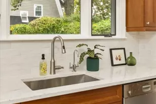 578 Ridgewood Ave, Glen Ridge Boro Twp., NJ 07028 - Photo 25