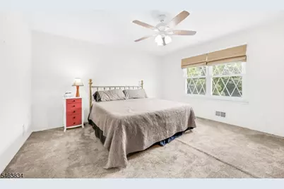 100 Howell Ave, Woodbridge Township, NJ 08863 - Photo 23