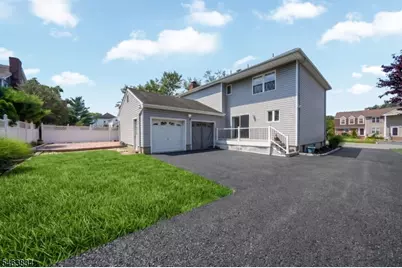 100 Howell Ave, Woodbridge Township, NJ 08863 - Photo 27