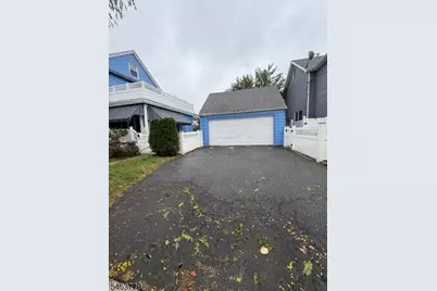 748 Livingston Rd, Elizabeth, NJ 07208 - Photo 45