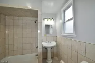 659 S 17th St, Newark, NJ 07103 - Photo 5