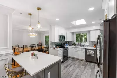 738 County Road 579, Raritan Township, NJ 08822 - Photo 5