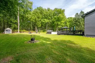 738 County Rd 579, Raritan Township, NJ 08822 - Photo 27