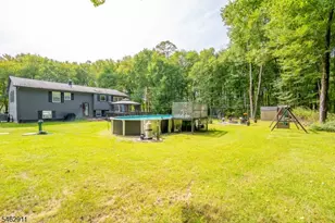 738 County Rd 579, Raritan Township, NJ 08822 - Photo 25