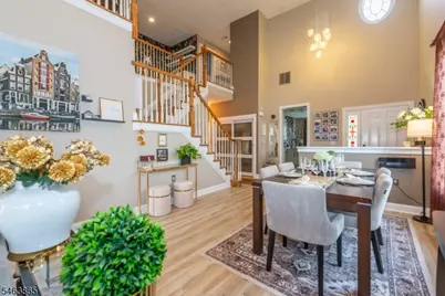 66 Saratoga Ct, Franklin Township, NJ 08873 - Photo 5