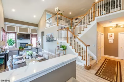 66 Saratoga Ct, Franklin Township, NJ 08873 - Photo 7