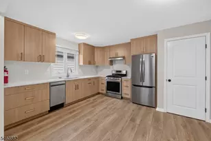 181 Chestnut St, Garfield, NJ 07026 - Photo 3