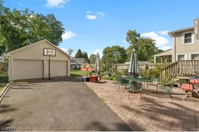 258 Whittier Ave, Dunellen, NJ 08812 - Photo 23