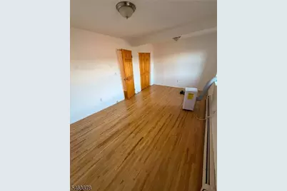 545 Bramhall Ave #3, Jersey City, NJ 07304 - Photo 9